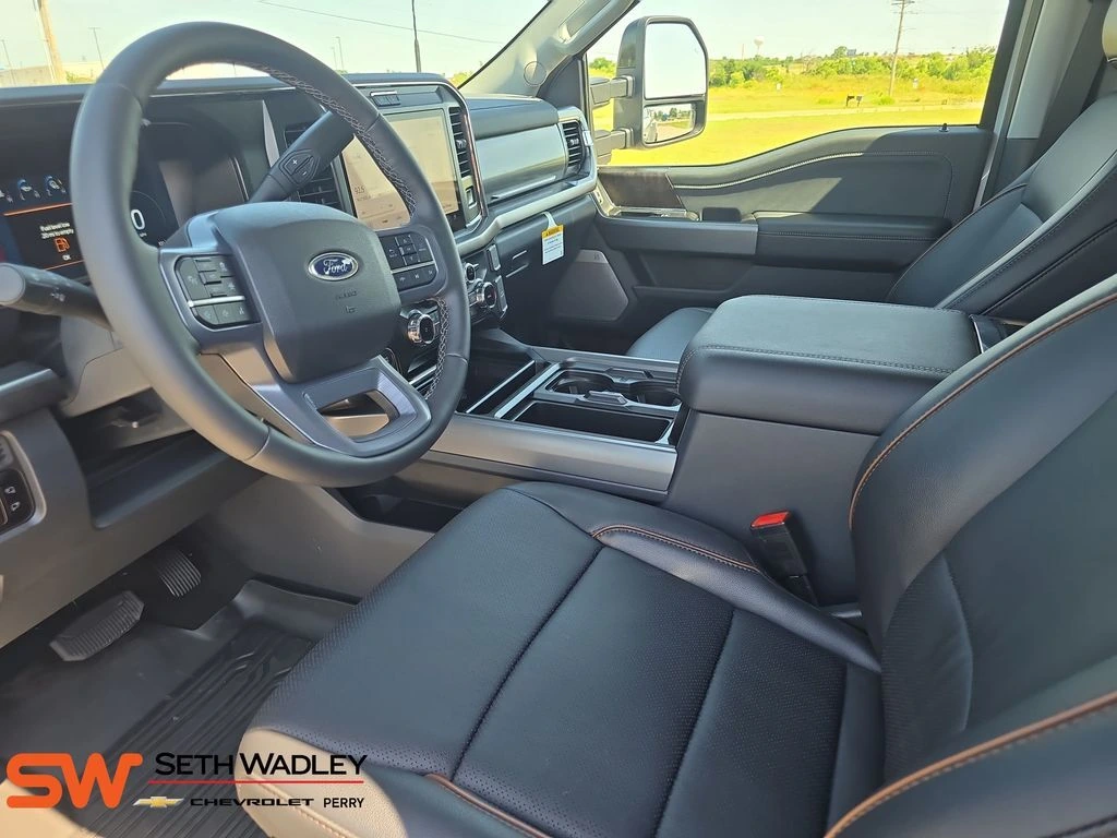 2026 Ford F-450 Super Duty Lariat - Photo 16