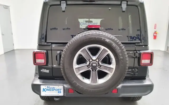 2021 Jeep Wrangler Unlimited Sahara photo 4