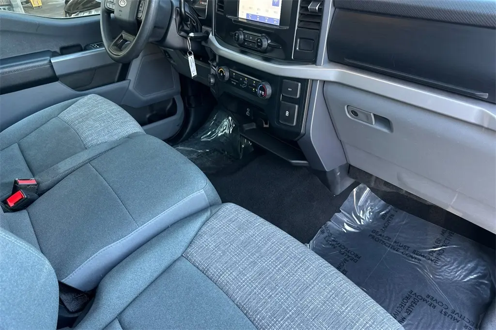 2023 Ford F-150 XLT photo 14