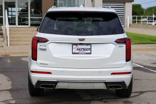 2023 Cadillac XT6 Premium Luxury photo 4