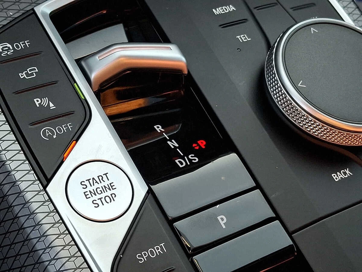 2023 BMW 3 Series 330i - Photo 13