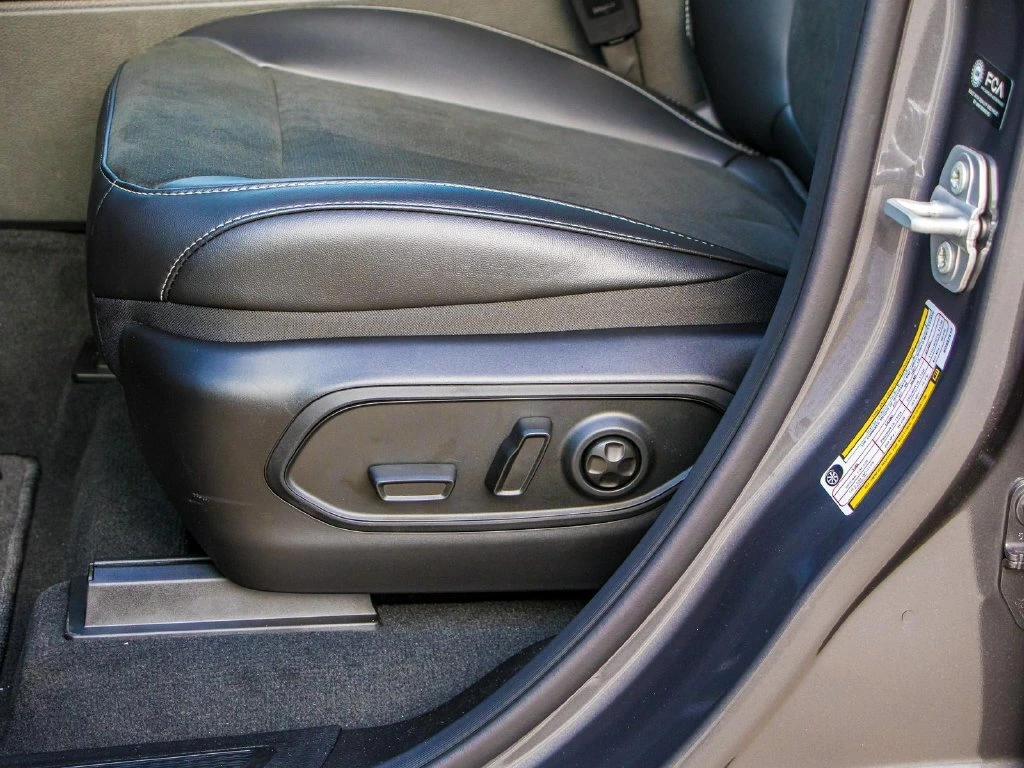 2025 Jeep Grand Cherokee Altitude - Photo 26