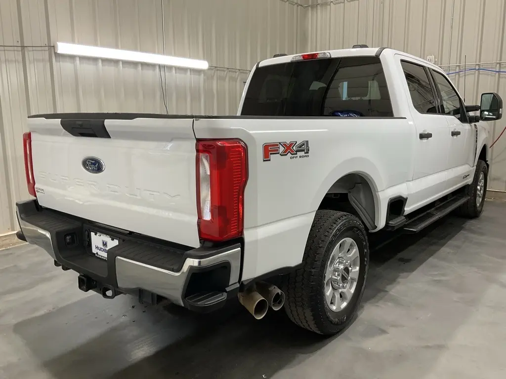 2024 Ford F-250 photo 22