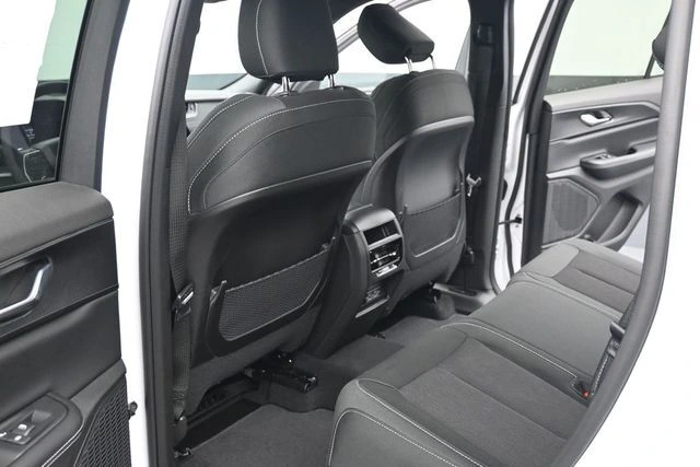2026 Jeep Grand Cherokee Laredo - Photo 14