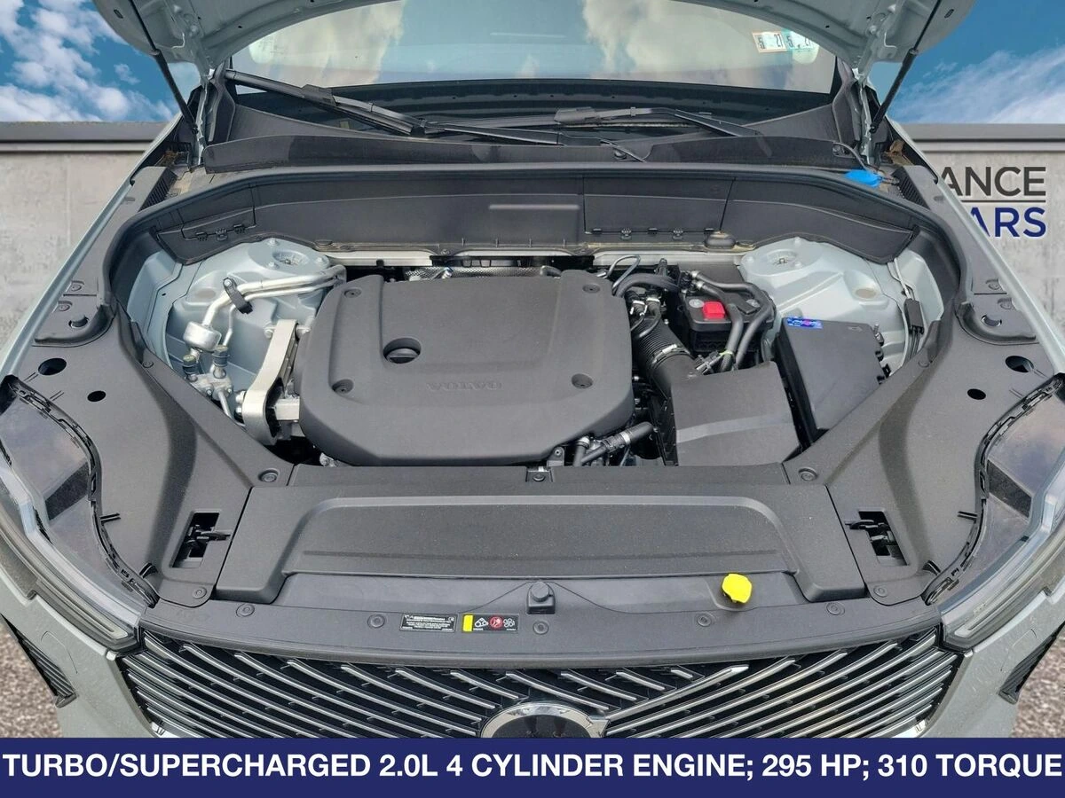 2026 Volvo XC90 Plus - Photo 11