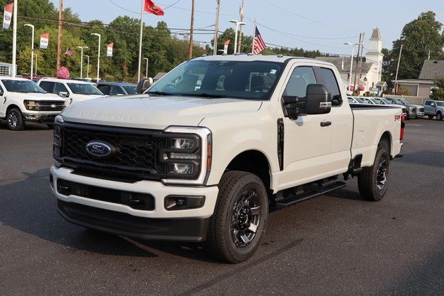 2026 Ford F-350 Super Duty XL - Photo 14