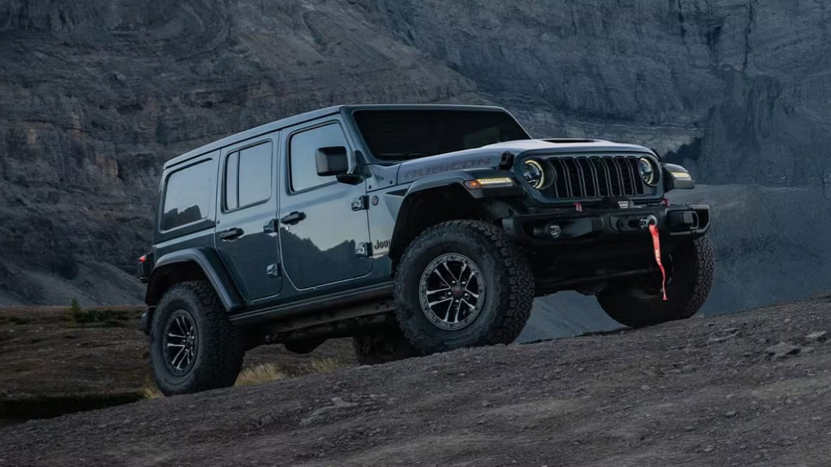2026 Jeep Wrangler Rubicon Exterior Passenger Side Front Profile