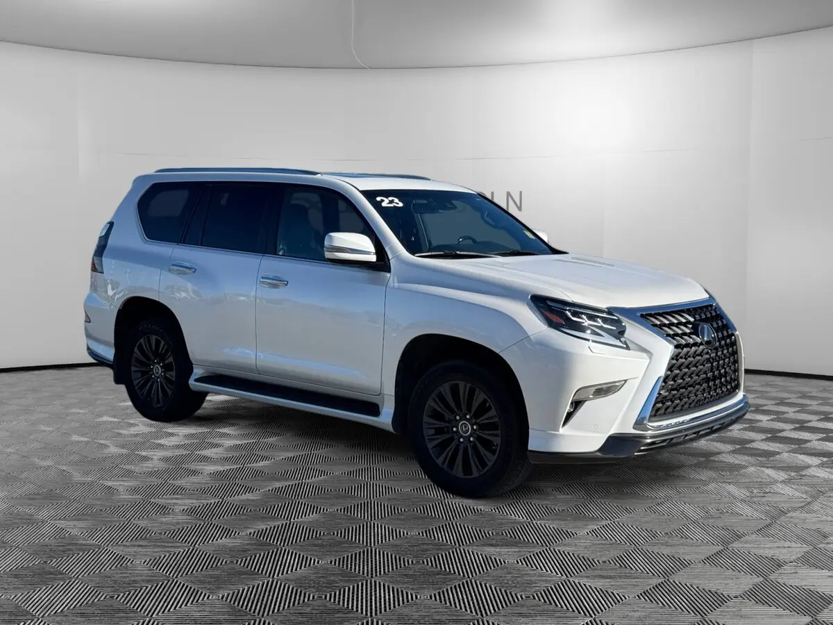 2023 Lexus GX LUXURY's photo