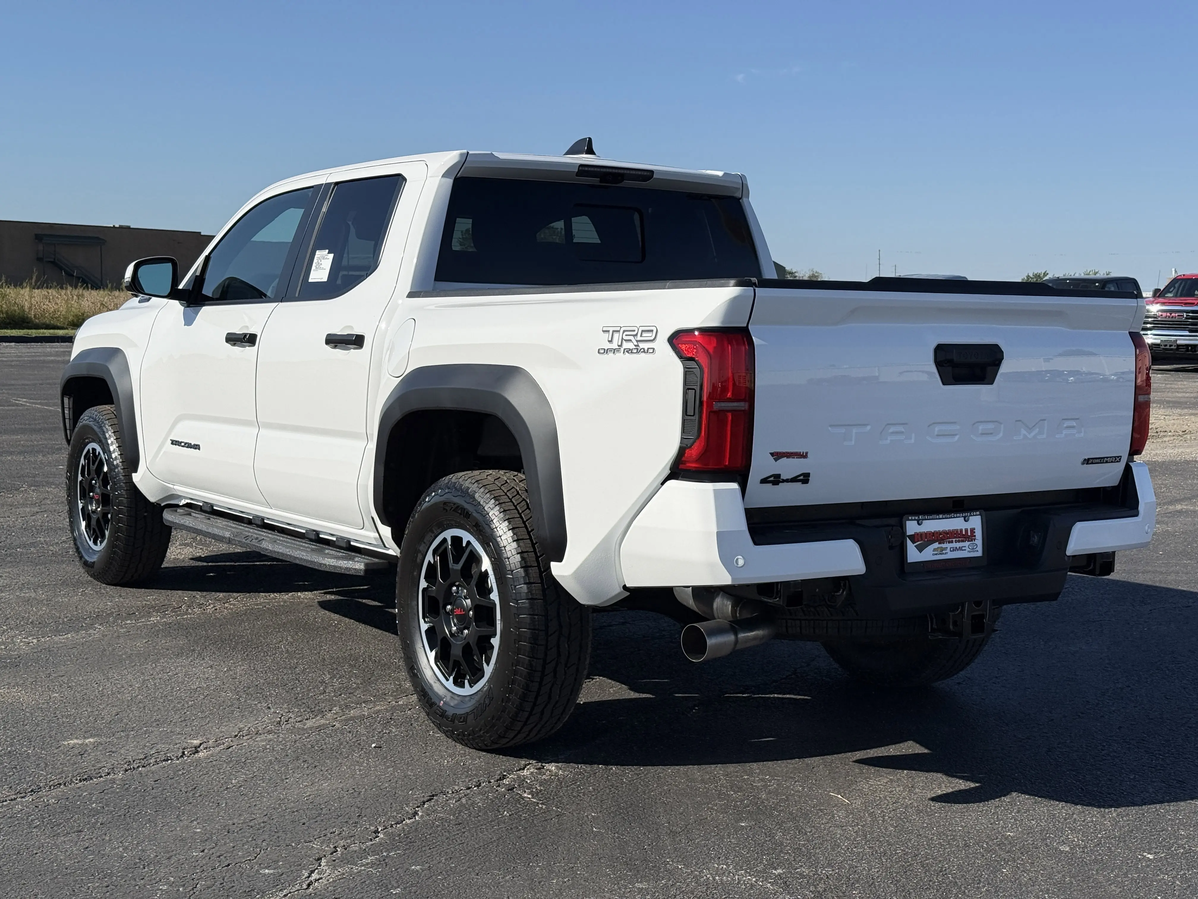 2025 Toyota Tacoma TRD Double Cab photo 5