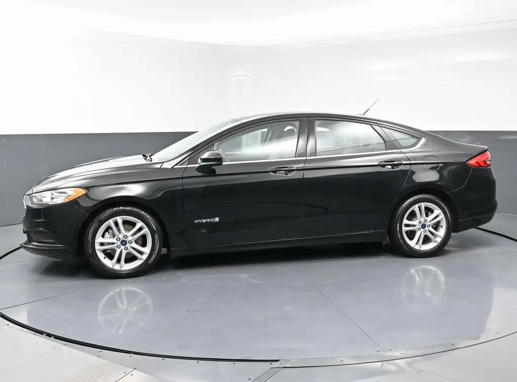 2018 Ford Fusion S Hybrid photo 4