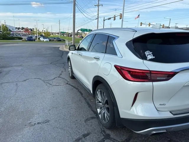 2021 Infiniti QX50 Essential photo 6