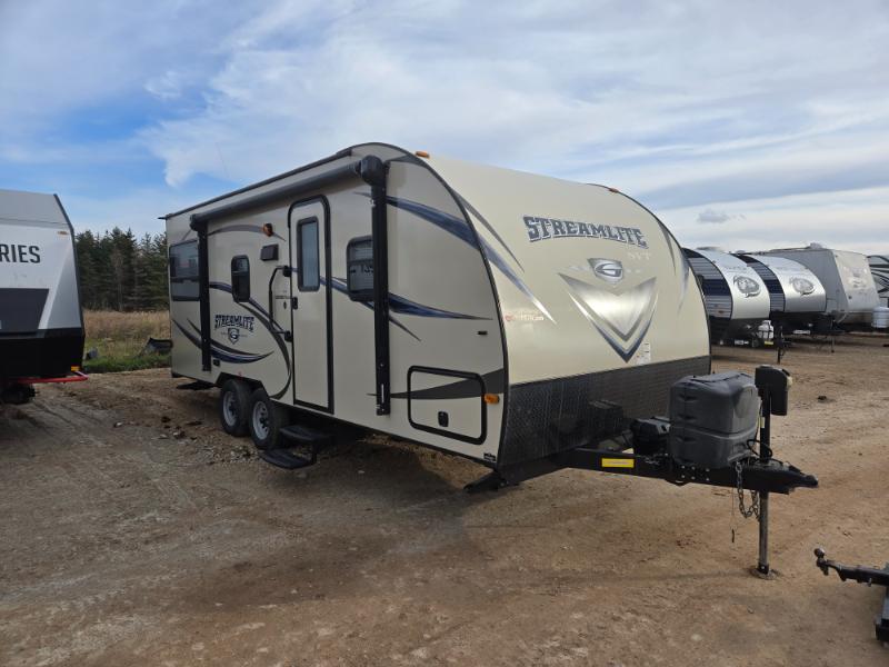 Used 2017 gulf stream streamlite svt 22udl at kunes rv of fox valley
