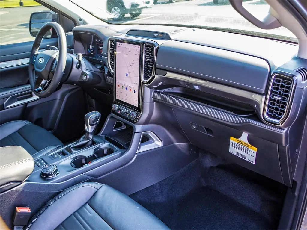 2025 Ford Ranger Lariat photo 14