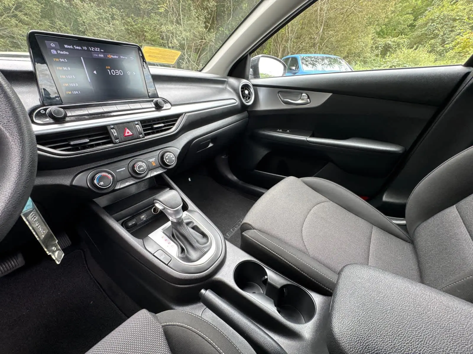 2023 Kia Forte LXS photo 25