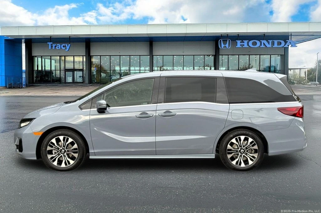 2026 Honda Odyssey Elite - Photo 12