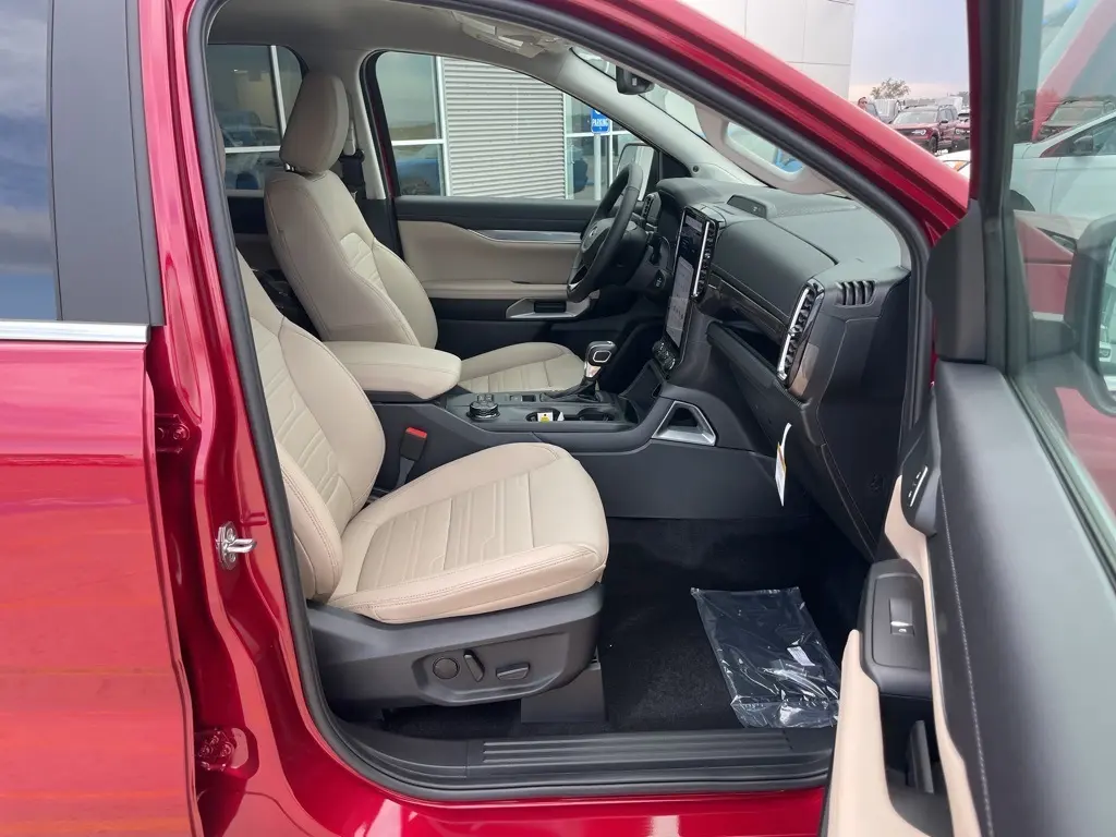 2025 Ford Ranger Lariat photo 24