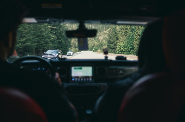 Why the New Chrysler Pacifica Hybrid Handles Spring Swings