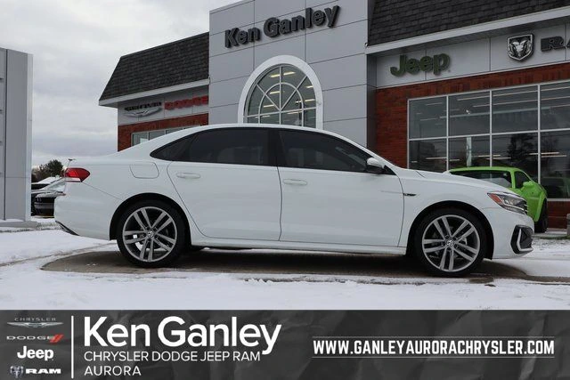 2021 Volkswagen Passat R-Line