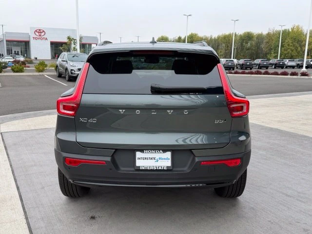 2026 Volvo XC40 Ultra - Photo 6