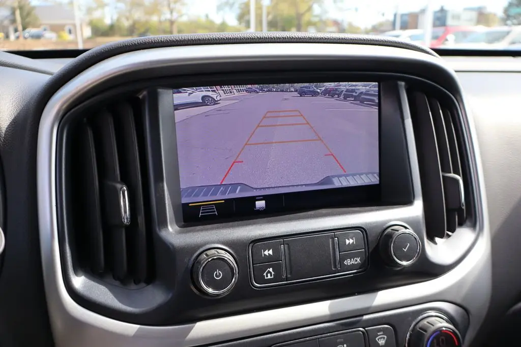 2019 Chevrolet Colorado LT photo 19