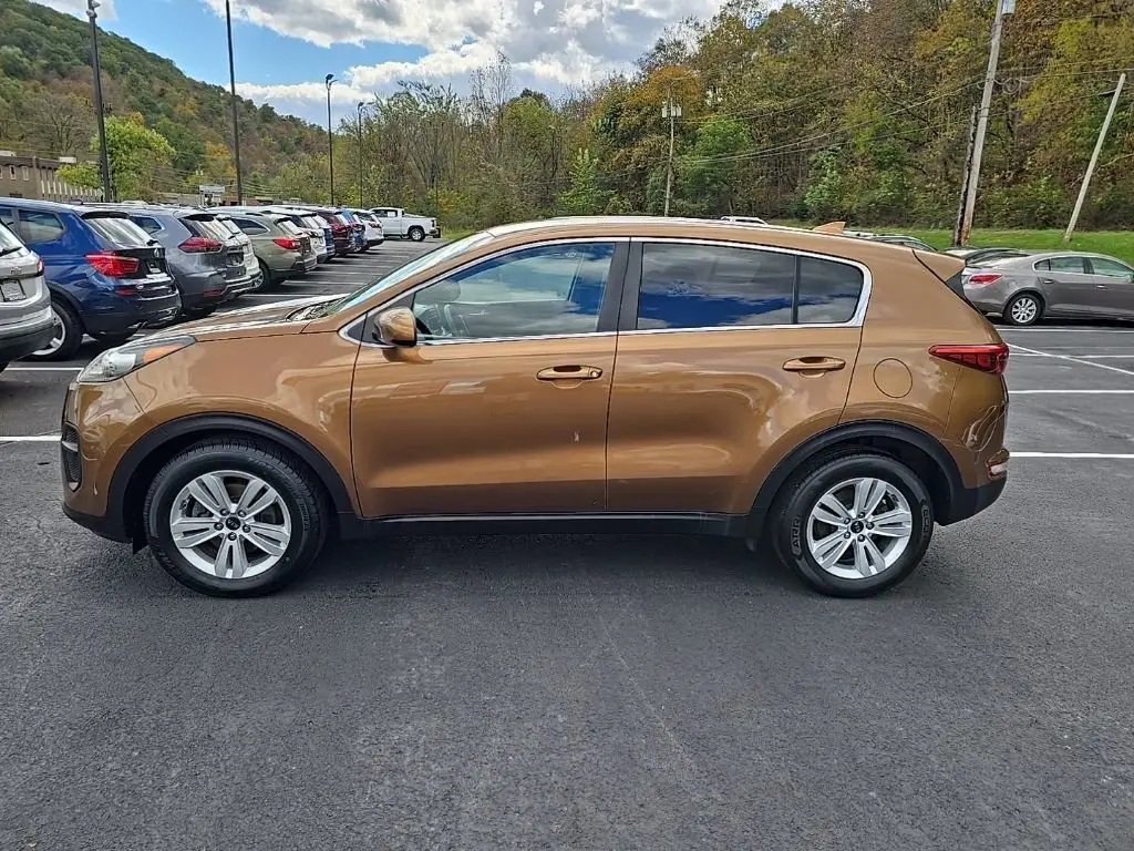 2018 Kia Sportage LX photo 2