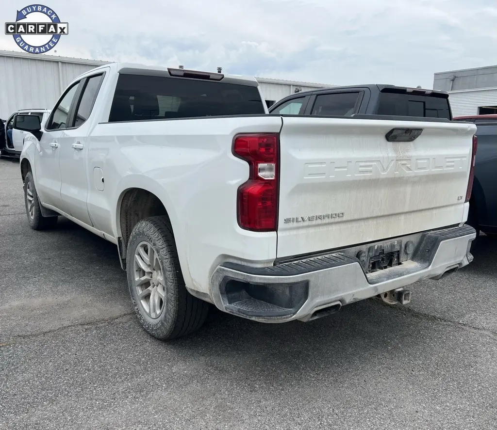 2019 Chevrolet Silverado 1500 LT photo 3