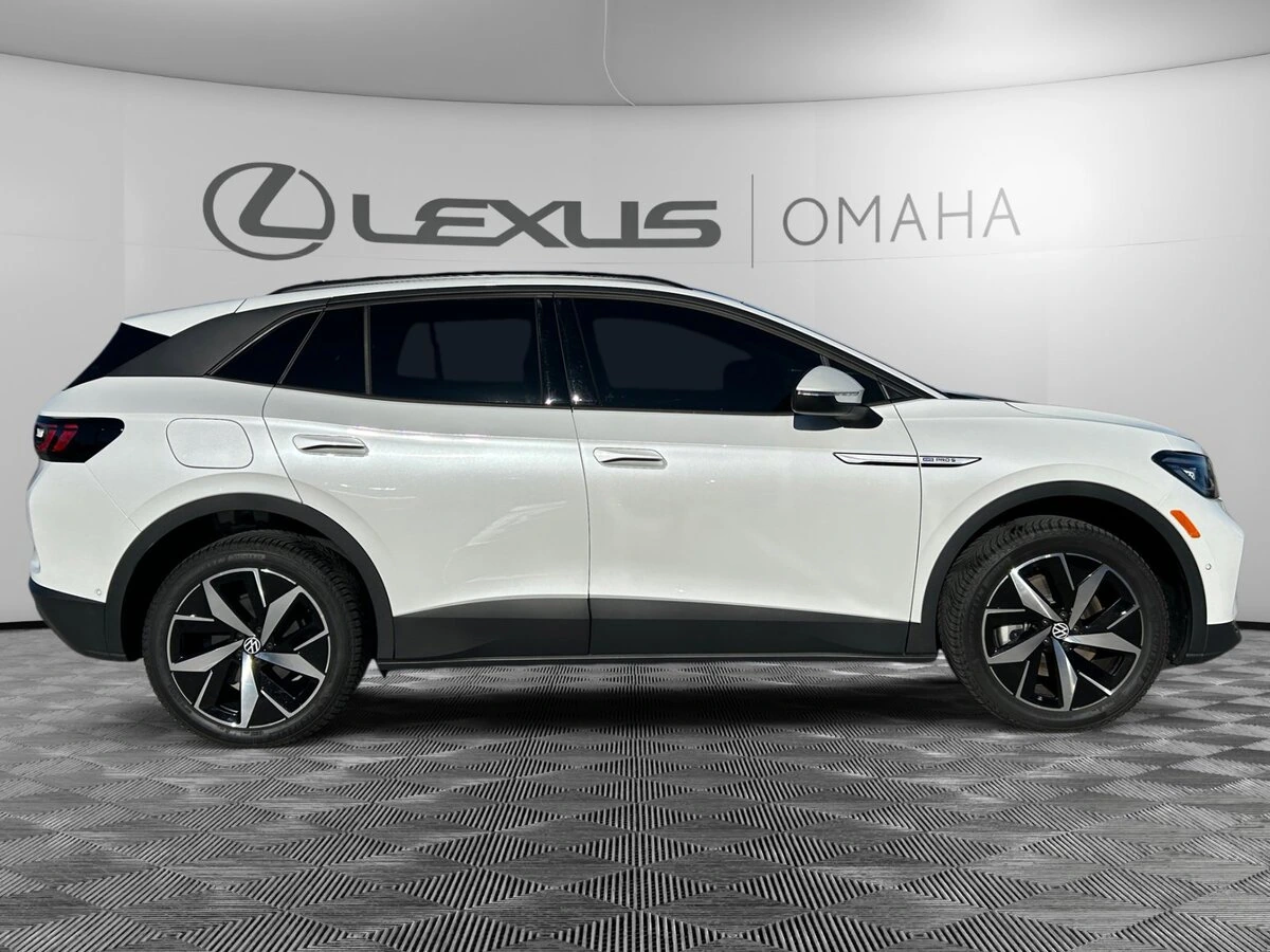 Used 2025 Volkswagen ID.4 PRO S with VIN 1V2WSPE81SC000858 for sale in Omaha, NE