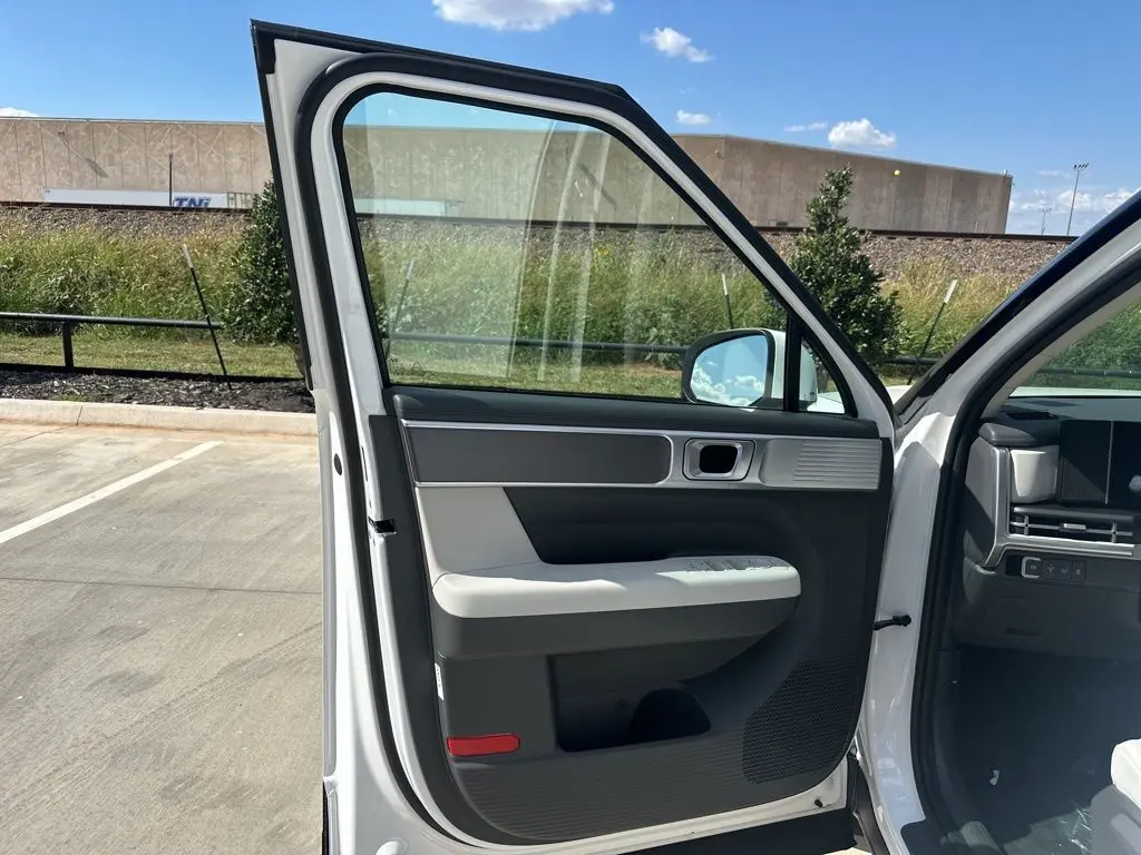 2026 Hyundai Santa Fe SE photo 16