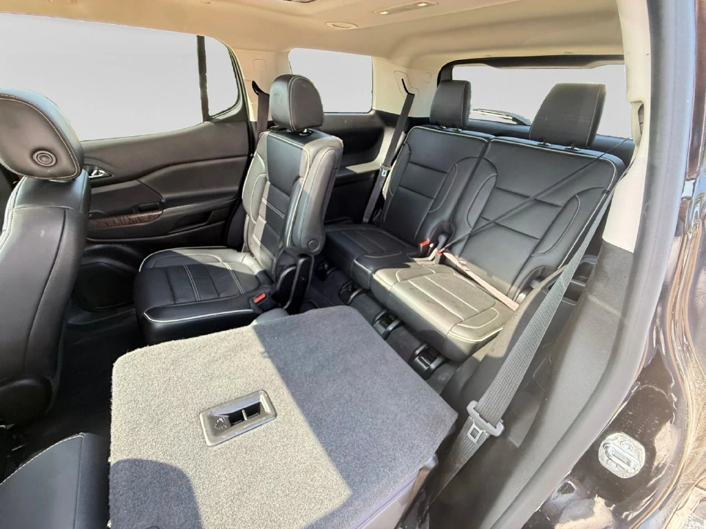 2023 GMC Acadia Denali - Photo 36