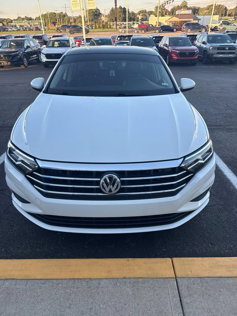 Used 2020 Volkswagen Jetta SE with VIN 3VWCB7BUXLM025308 for sale in Lancaster, OH