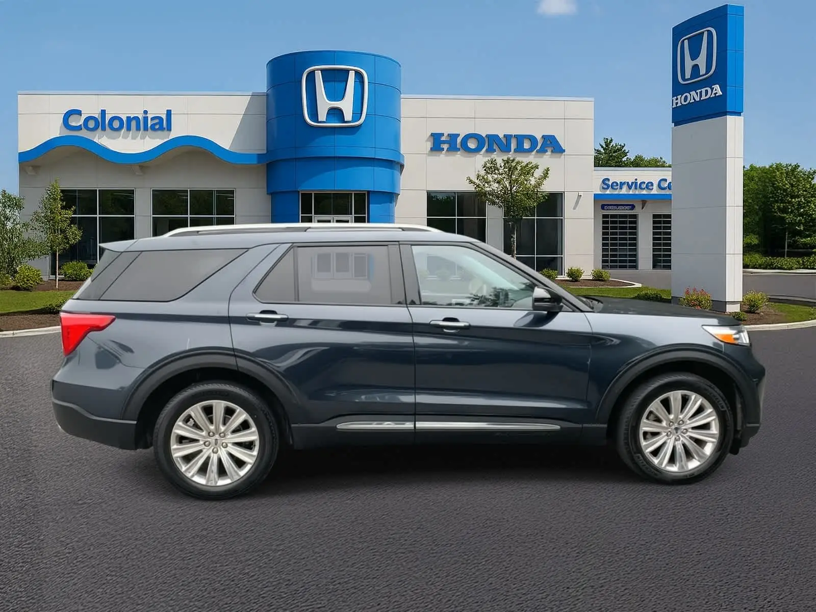 2022 Ford Explorer Limited photo 6