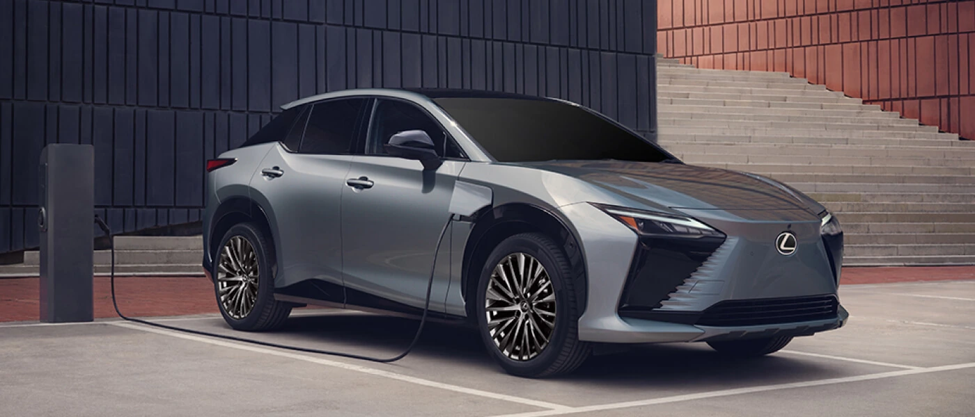 Lexus RZ