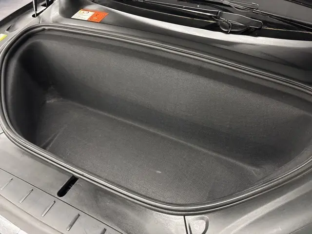 2017 Tesla Model X 75D photo 30