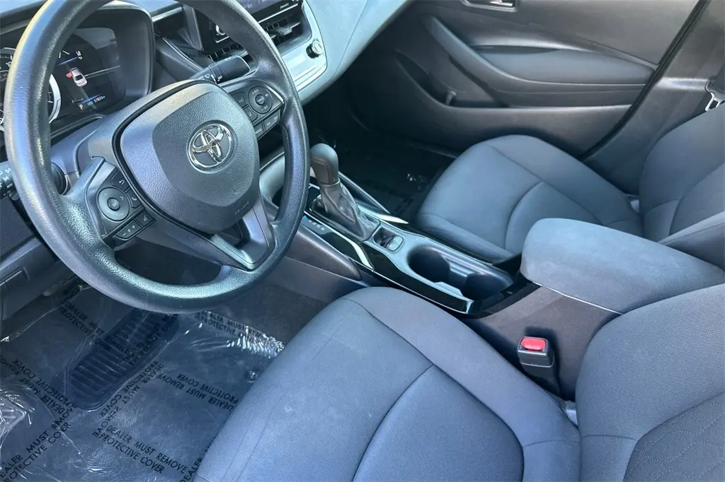 2022 Toyota Corolla LE photo 7