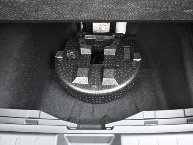 2026 Nissan KICKS SR - Photo 25