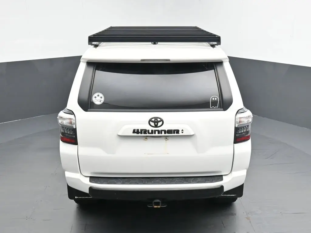2021 Toyota 4Runner SR5 Premium 4WD photo 16