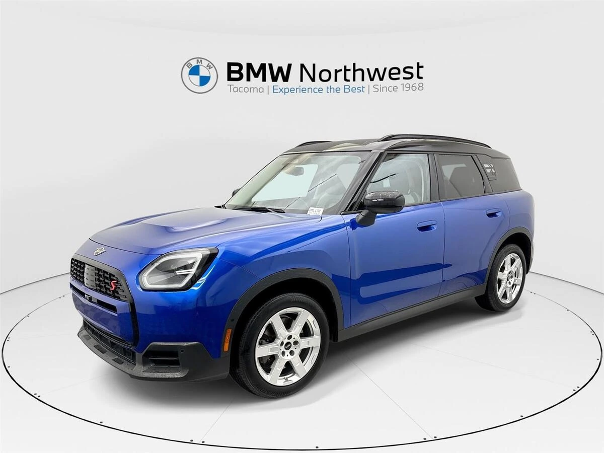 2025 MINI Countryman S's photo