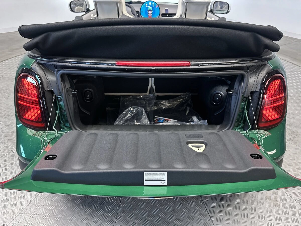 2026 MINI Convertible Base - Photo 25