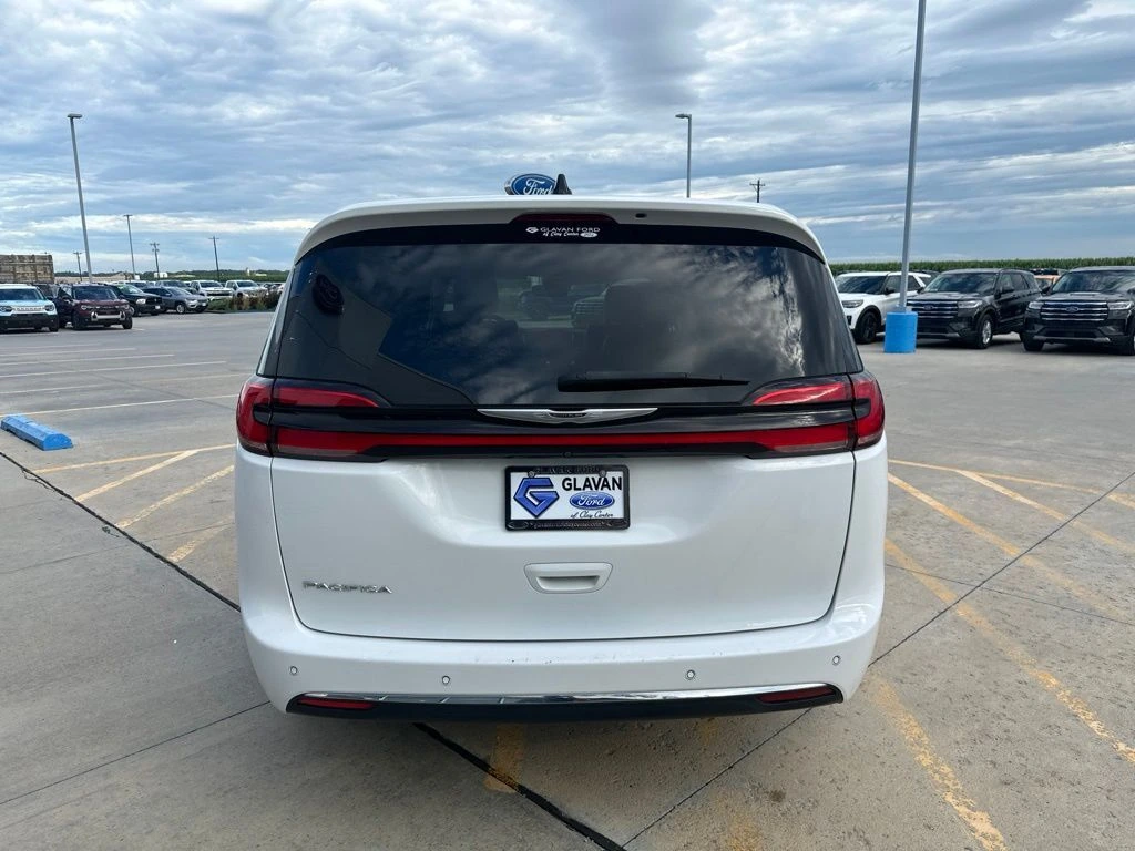 Photo 6