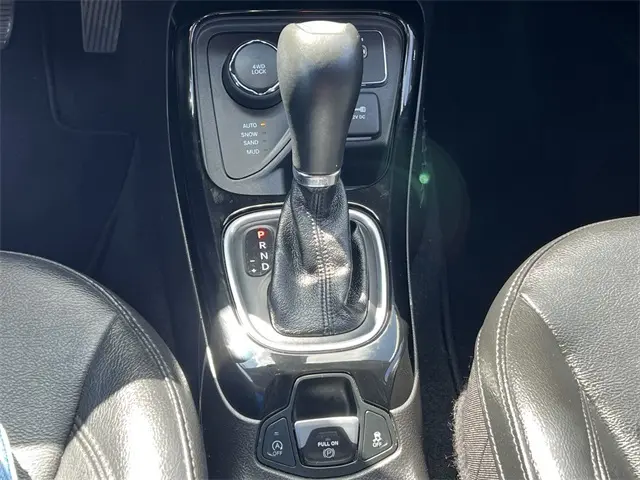 2020 Jeep Compass North Edition Latitude photo 14