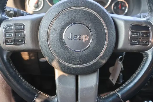 2016 Jeep Wrangler Unlimited High Tide photo 19