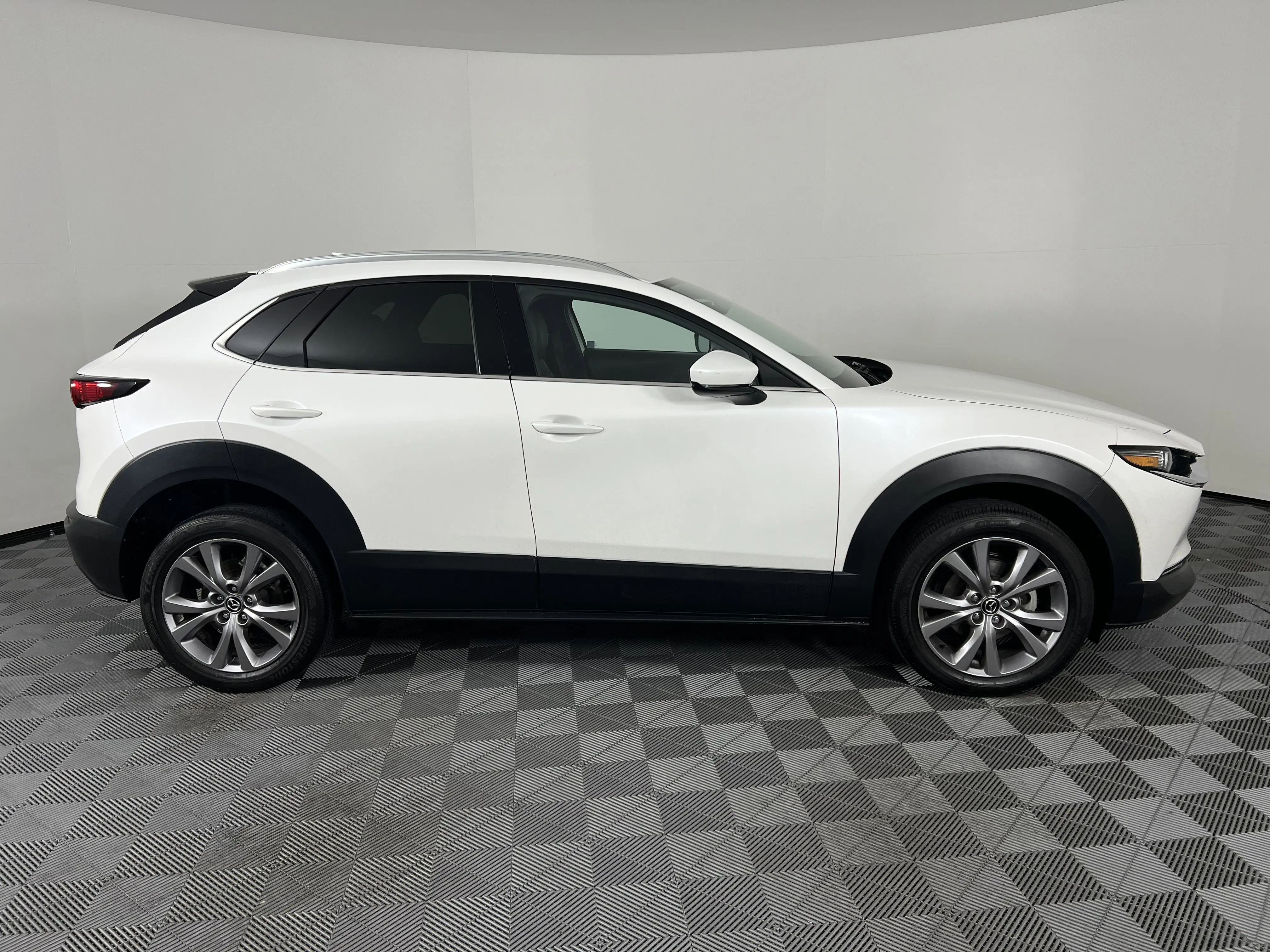 2021 Mazda CX-30 Premium photo 12