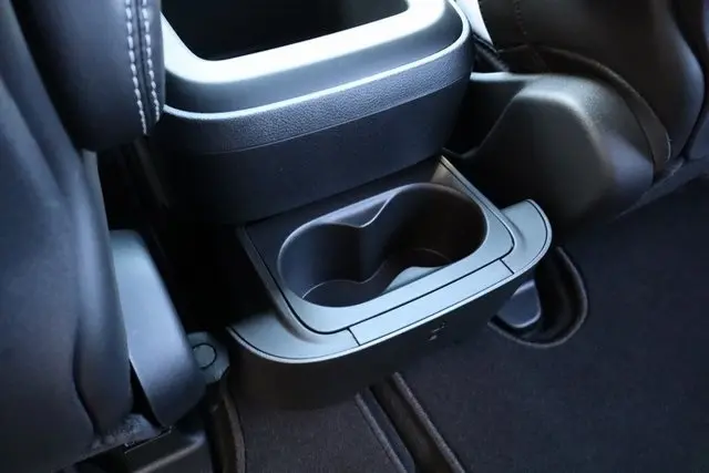 2026 Chrysler Pacifica photo 46