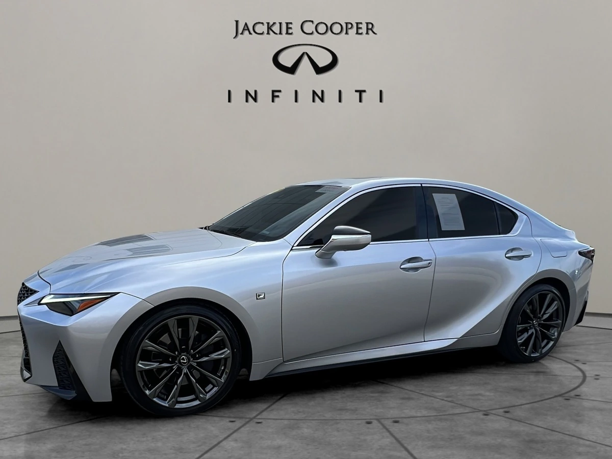 2022 Lexus IS 350 F SPORT's photo