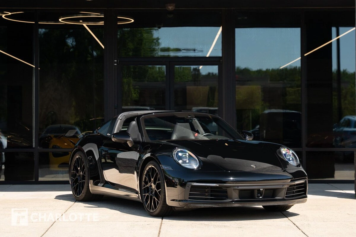 2023 Porsche 911's photo