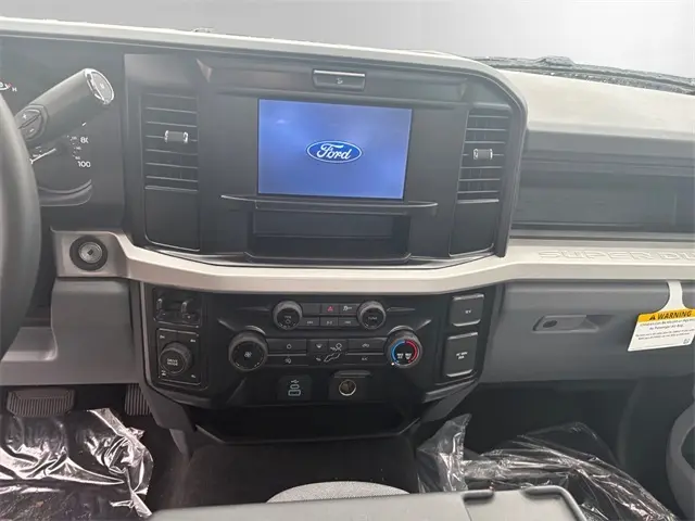 2026 Ford F-350 photo 11