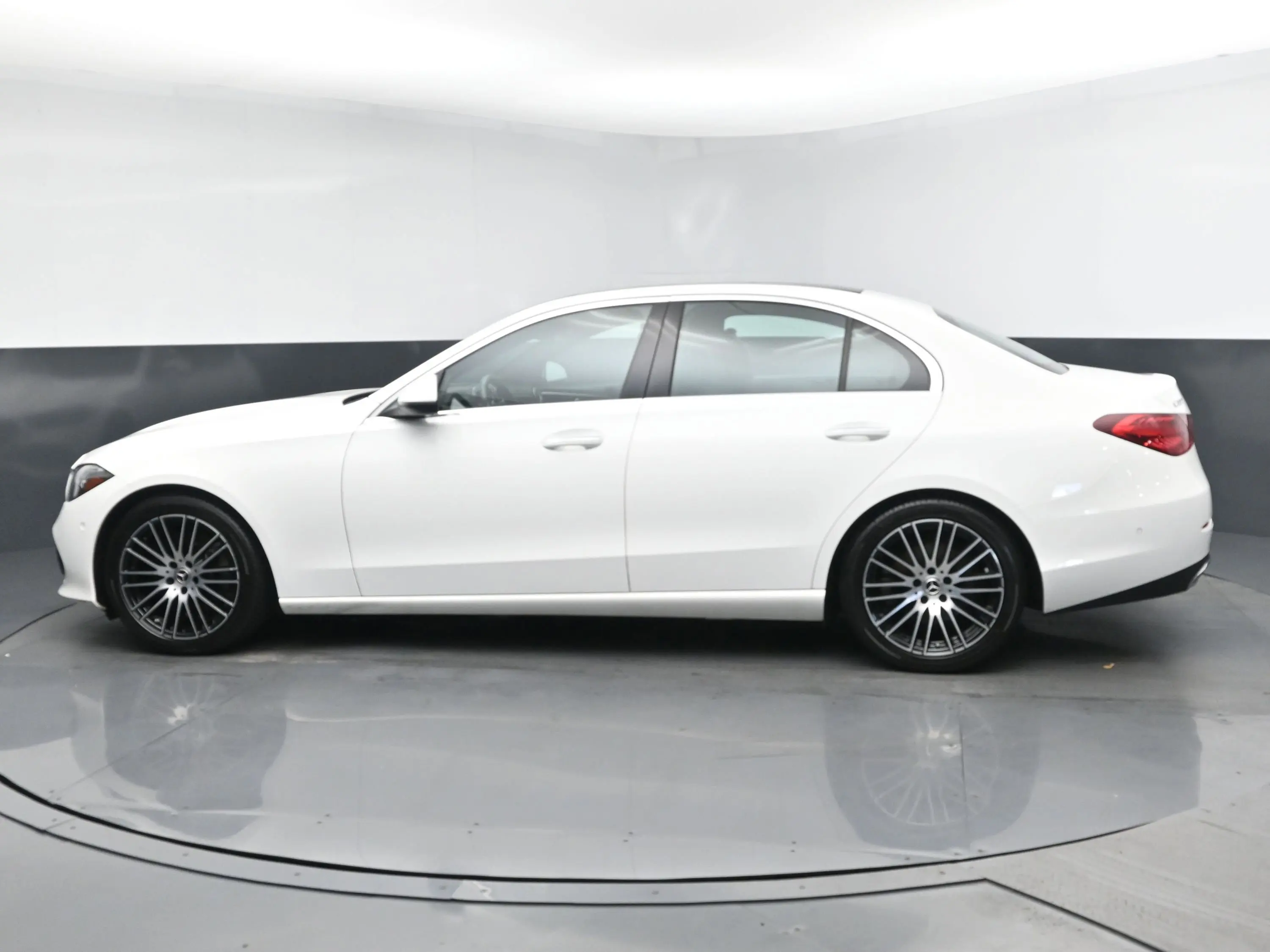 2024 Mercedes Benz C 300 Sedan photo 4