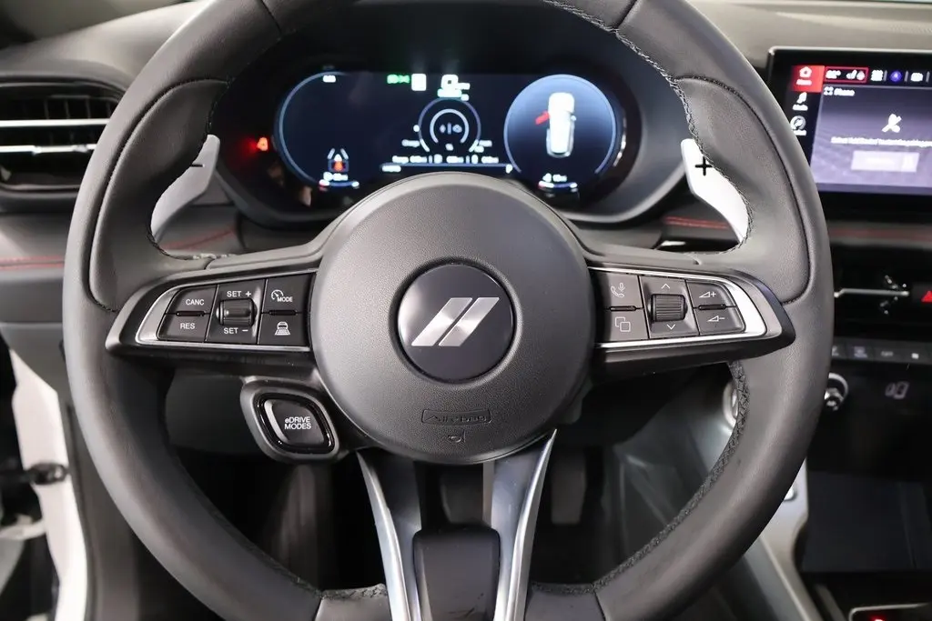 2024 Dodge Hornet R/T photo 3