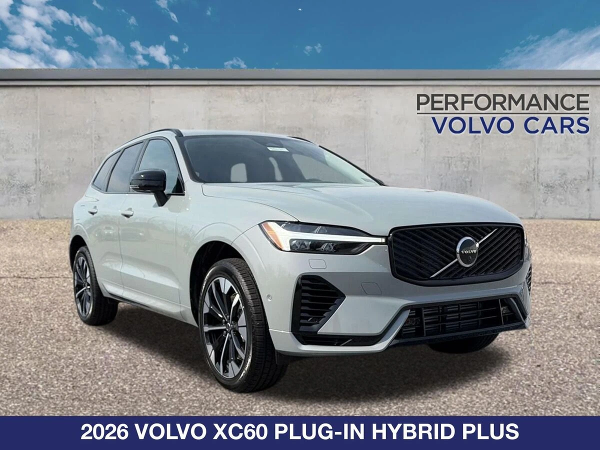 2026 Volvo - image 8