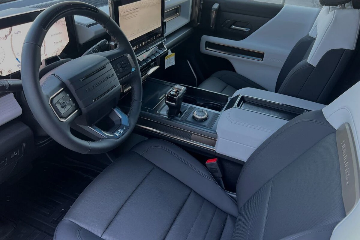 2025 GMC HUMMER EV 3X - Photo 8